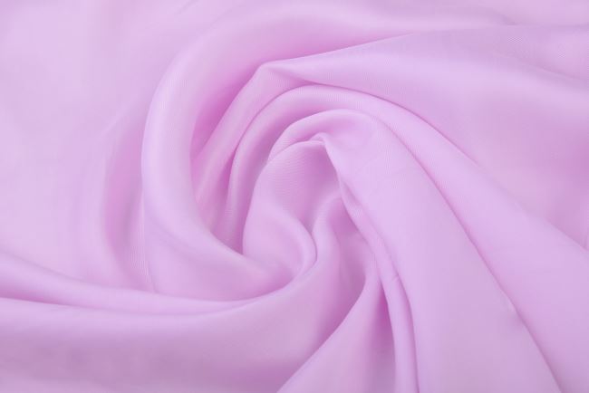 Cupro vo svetlo ružovej farbe so zamatovým povrchom QT051