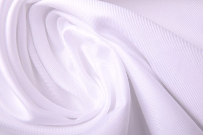 Jemná popelínová košeľovina v smotanovej farbe s tkaným vzorom DEC0080